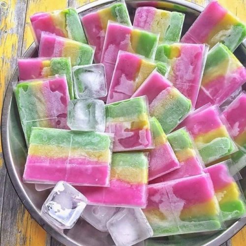 Es kue / es gabus / es wadai